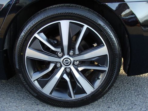 Used 2020 Nissan Maxima 3.5 SV w/ Floor Mat Group image 35