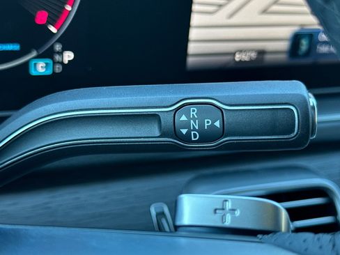 New 2025 Mercedes-Benz GLS 450 4MATIC image 17