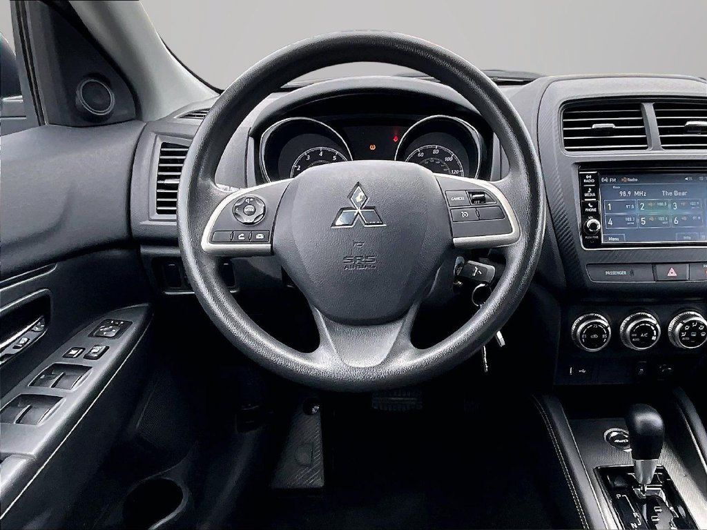 Used 2024 Mitsubishi Outlander Sport AWD image 5