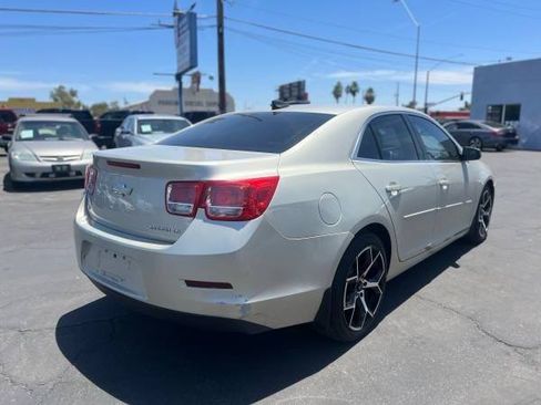Used 2015 Chevrolet Malibu LS w/ Protection Package FWD image 3
