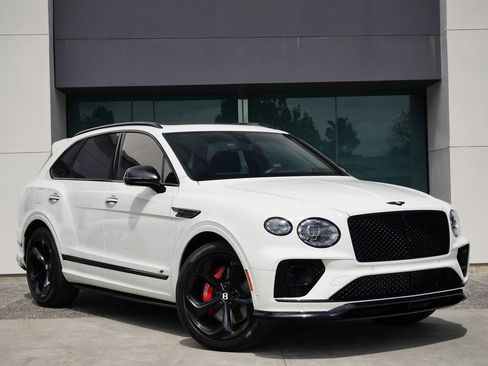 Certified 2023 Bentley Bentayga AWD/4WD image 1