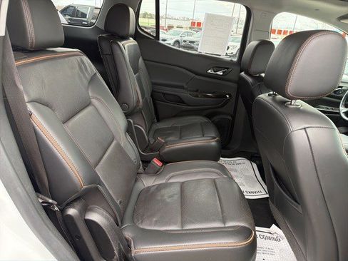 Used 2021 GMC Acadia AT4 w/ Technology Package image 19