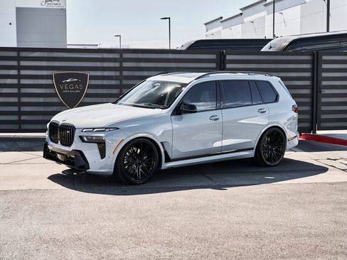 Used 2024 BMW X7 M60i w/ Executive Package AWD/4WD image 5