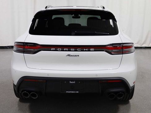 Certified 2026 Porsche Macan image 7