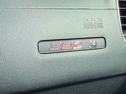 Used 2020 Dodge Charger Scat Pack w/ Dynamics Package RWD image 38