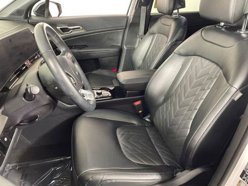 Used 2025 Kia Sportage X-Line w/ Premium Package image 11