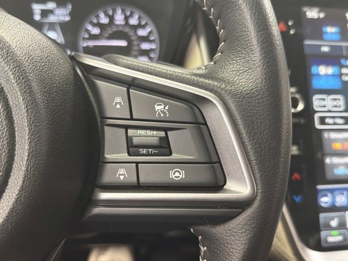 Certified 2025 Subaru Outback Premium image 27