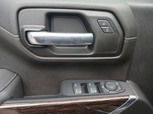 Used 2022 GMC Sierra 1500 Elevation image 12