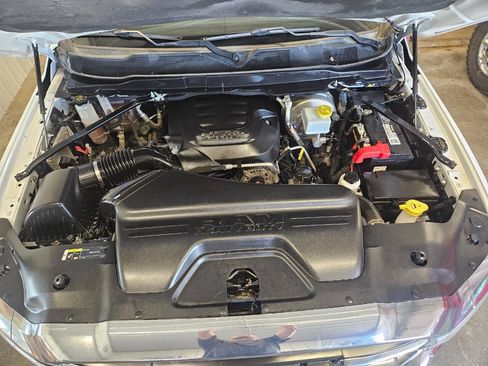 Used 2021 RAM 3500 Tradesman w/ Chrome Appearance Group AWD/4WD image 22