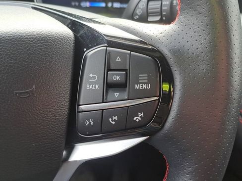 Used 2025 Ford Explorer ST-Line image 21