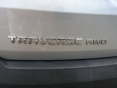 Used 2019 Chevrolet Traverse LT w/ LT Premium Package AWD/4WD image 6