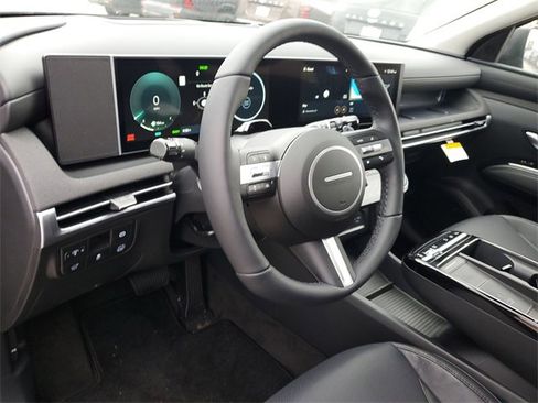 New 2026 Hyundai Tucson Limited image 17