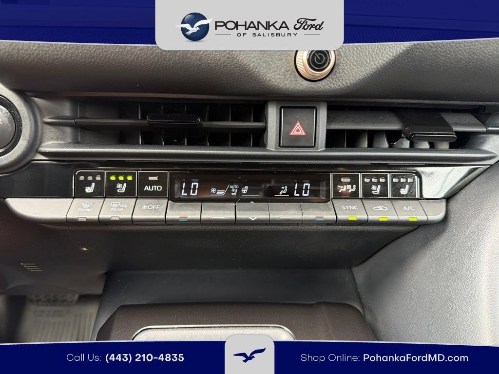 Used 2025 Toyota Crown Signia w/ Advanced Technology Package AWD/4WD image 13
