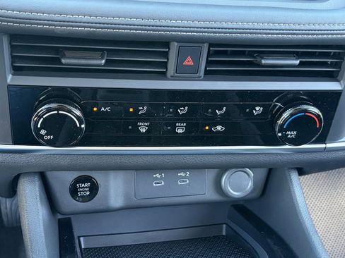 New 2026 Nissan Rogue S image 29