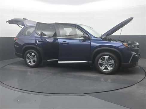 Used 2024 Honda Pilot EX-L image 35