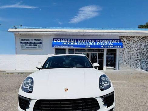 Used 2018 Porsche Macan S w/ Premium Package Plus AWD/4WD image 4