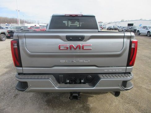 New 2026 GMC Sierra 2500 Denali w/ Denali Reserve Package AWD/4WD image 6