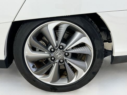 Used 2018 Honda Clarity Plug-In Hybrid image 27