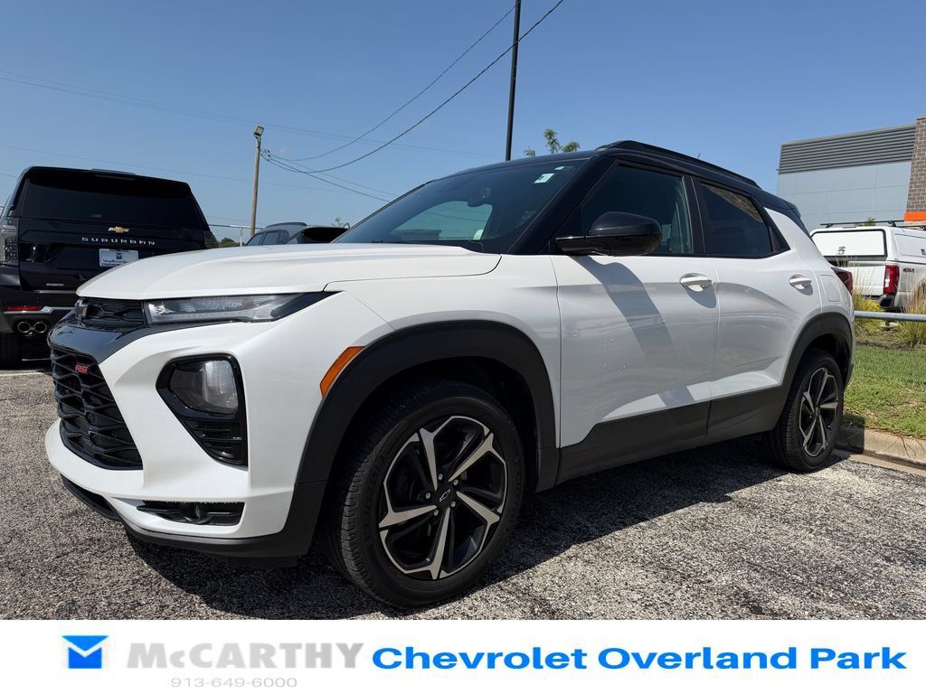 Used 2022 Chevrolet TrailBlazer RS w/ Sun and Liftgate Package AWD/4WD image 7