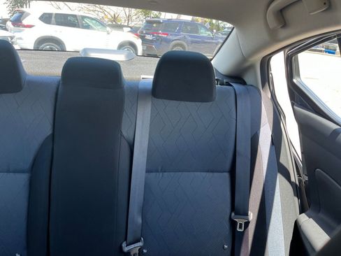 Used 2025 Nissan Versa SV FWD image 37