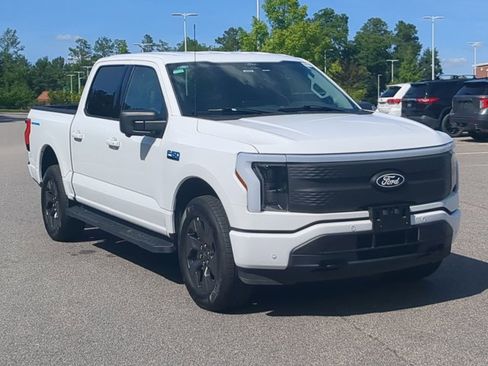 Certified 2024 Ford F150 Lightning Flash AWD/4WD image 2