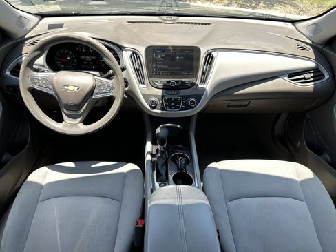 Used 2023 Chevrolet Malibu LT FWD image 12