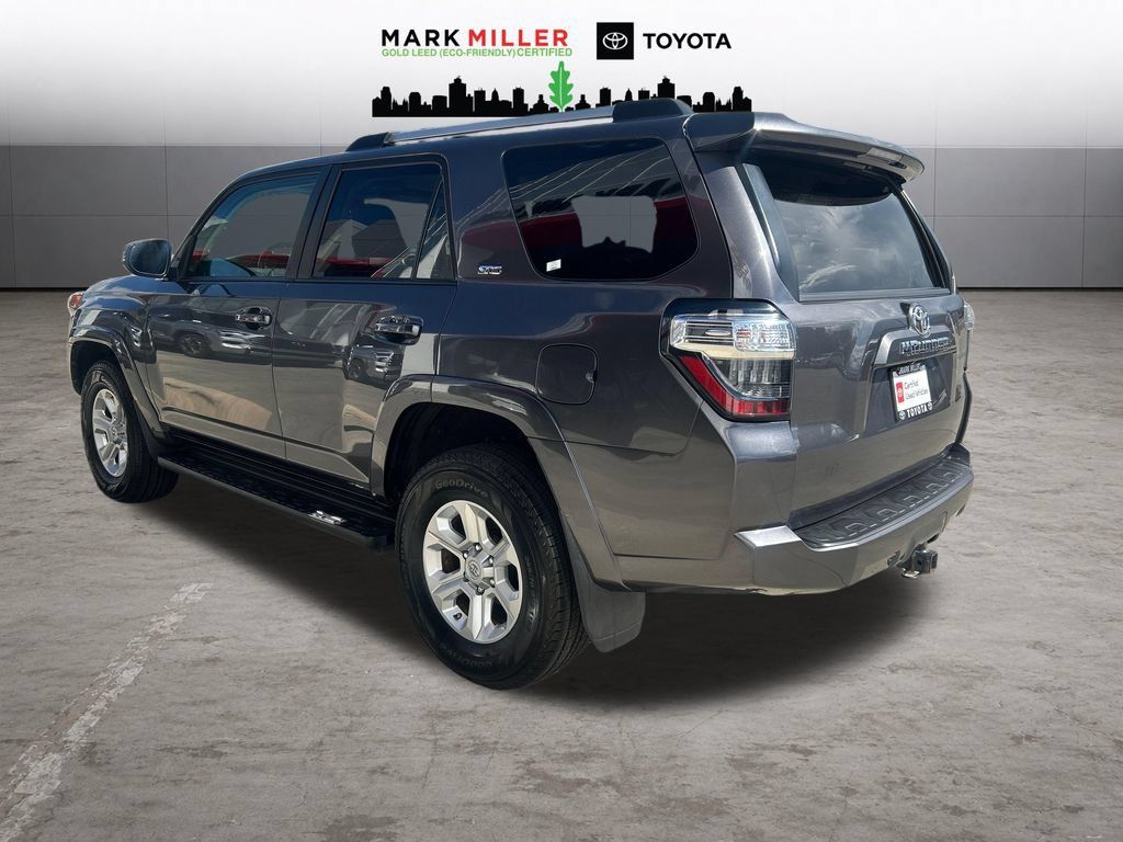Certified 2020 Toyota 4Runner SR5 Premium AWD/4WD image 3