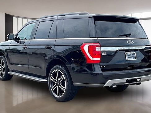 Used 2020 Ford Expedition XLT w/ Equipment Group 202A RWD image 12