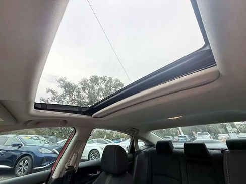 Used 2018 Honda Civic EX image 22