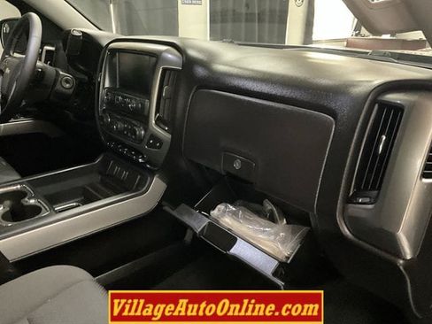 Used 2017 Chevrolet Silverado 1500 LT w/ Midnight Edition AWD/4WD image 38