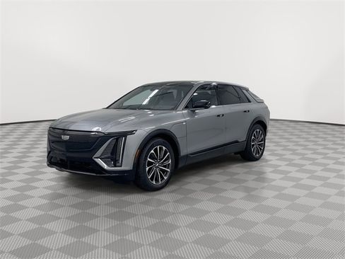 New 2026 Cadillac Lyriq Premium Sport image 4