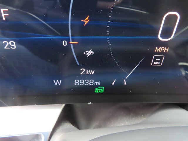 Used 2024 Cadillac Lyriq Luxury AWD/4WD image 20
