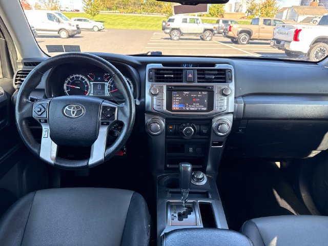 Used 2018 Toyota 4Runner SR5 Premium AWD/4WD image 18
