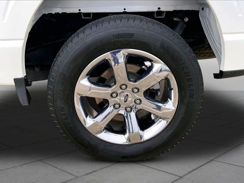 Used 2022 Ford F150 Lariat w/ Equipment Group 502A High AWD/4WD image 11