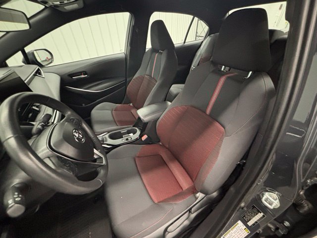 Used 2025 Toyota Corolla SE FWD image 12