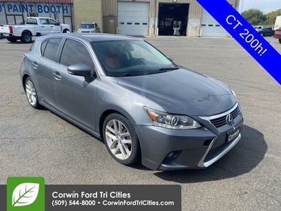 Used 2016 Lexus CT 200h w/ Accessory Package 2