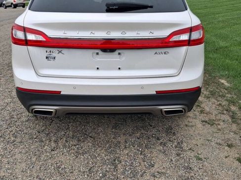 Used 2018 Lincoln MKX Reserve w/ Lincoln MKX Climate Package AWD/4WD image 4