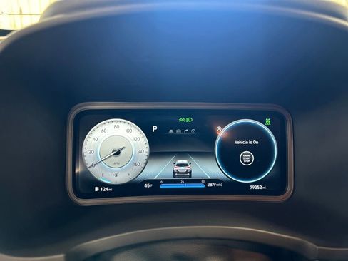 Used 2022 Hyundai Kona Limited image 21