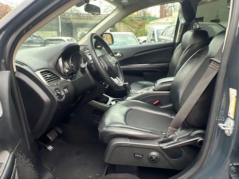 Used 2018 Dodge Journey Crossroad image 27