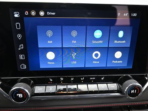 Used 2023 Chevrolet Colorado Z71 w/ Z71 Convenience Package 2 image 14