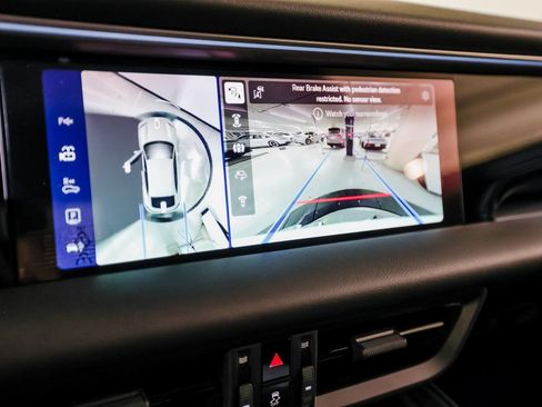 Certified 2026 Porsche Macan Electric RWD image 19