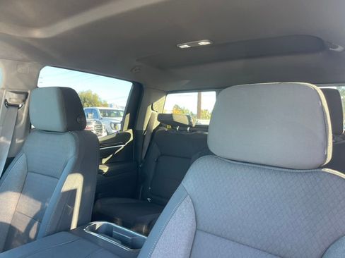 New 2026 GMC Sierra 1500 Elevation image 9