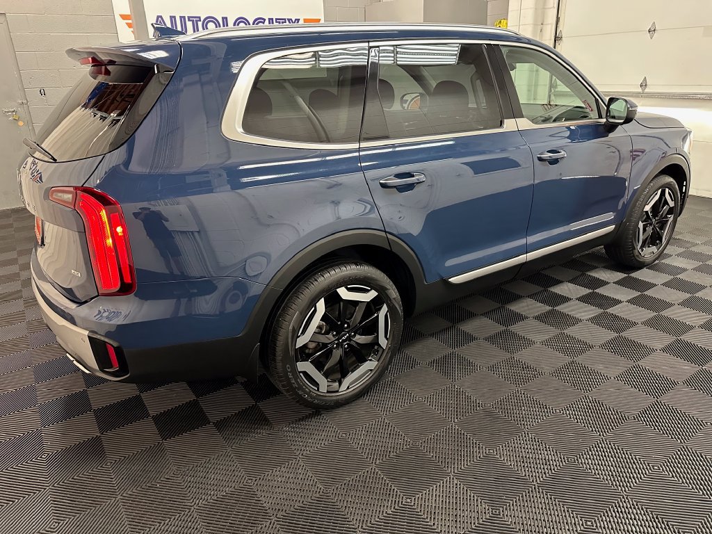 Used 2023 Kia Telluride S w/ S Sunroof Package AWD/4WD image 11