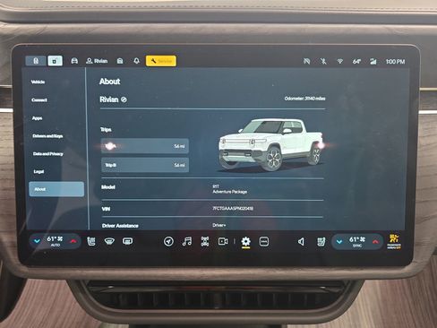 Used 2023 Rivian R1T Adventure image 27