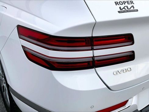 Used 2024 Genesis GV80 2.5T image 26