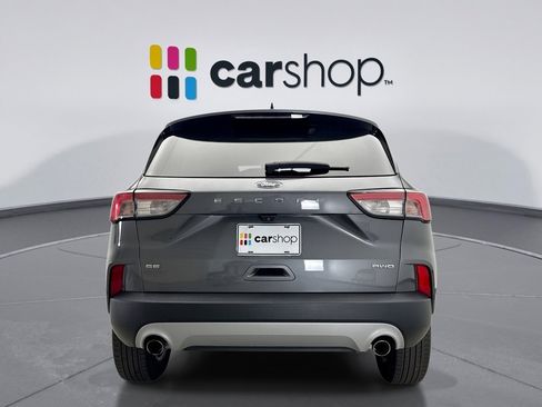 Used 2021 Ford Escape SE w/ Cold Weather Package image 4