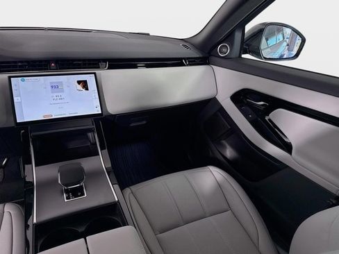 Used 2026 Land Rover Range Rover Evoque S image 26