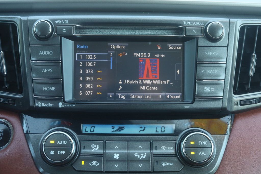 Used 2015 Toyota RAV4 Limited AWD/4WD image 10