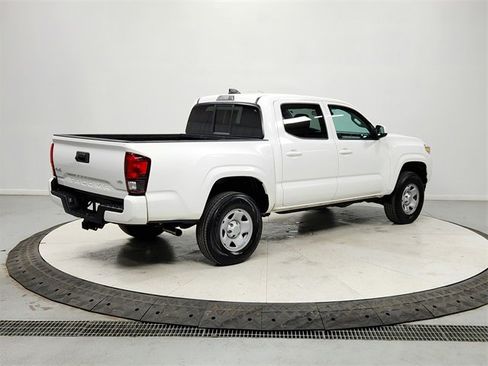 Used 2023 Toyota Tacoma SR image 7