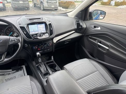 Used 2017 Ford Escape Titanium image 21